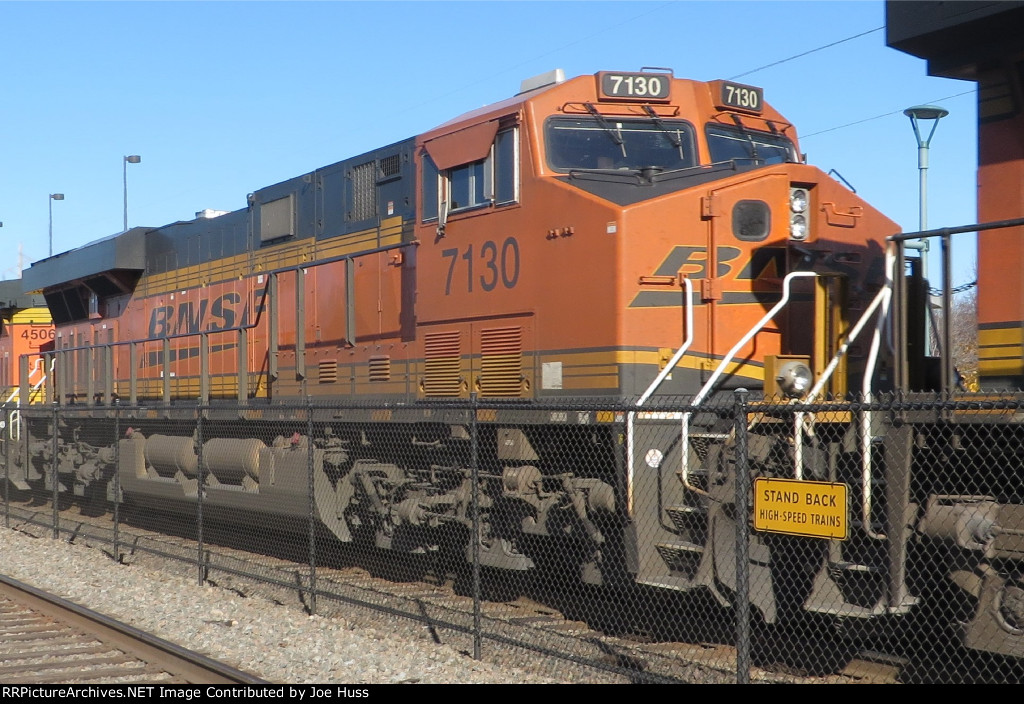 BNSF 7130